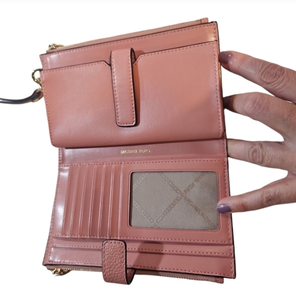 Michael Kors Pink Leather Smartphone Wallet - Picture 8 of 13